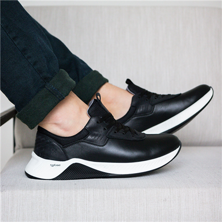 Кросівки Konors 1225/7-1 М 581893 Чорні