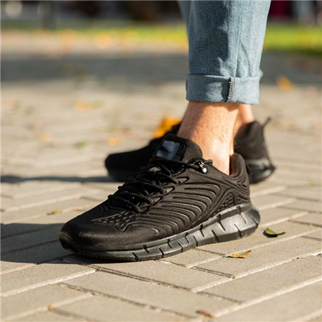 Кросівки Yike 028-1 М 580546 Чорні